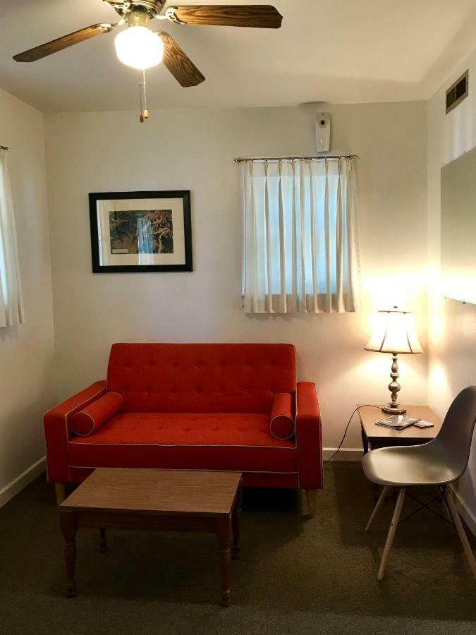 Chalet Motel Custer Bagian luar foto
